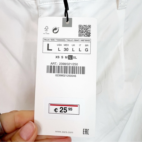 ZARA WHITE STRAIGHT LEG CARGO POCKET STRAIGHT LEG PANTS WOMENS SZ LARGE NWT - Picture 6 of 7